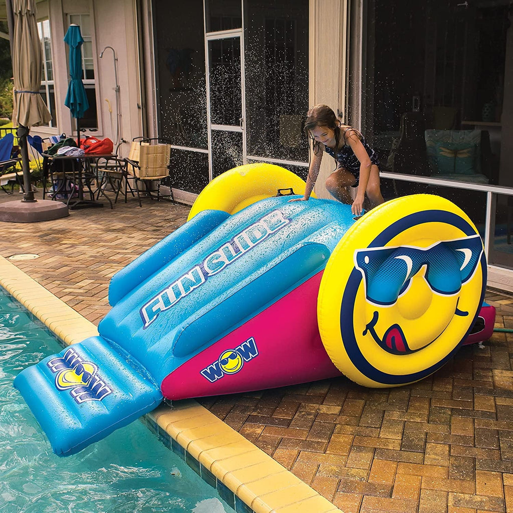 Inflatable Water Slide with Sprinklers X939
