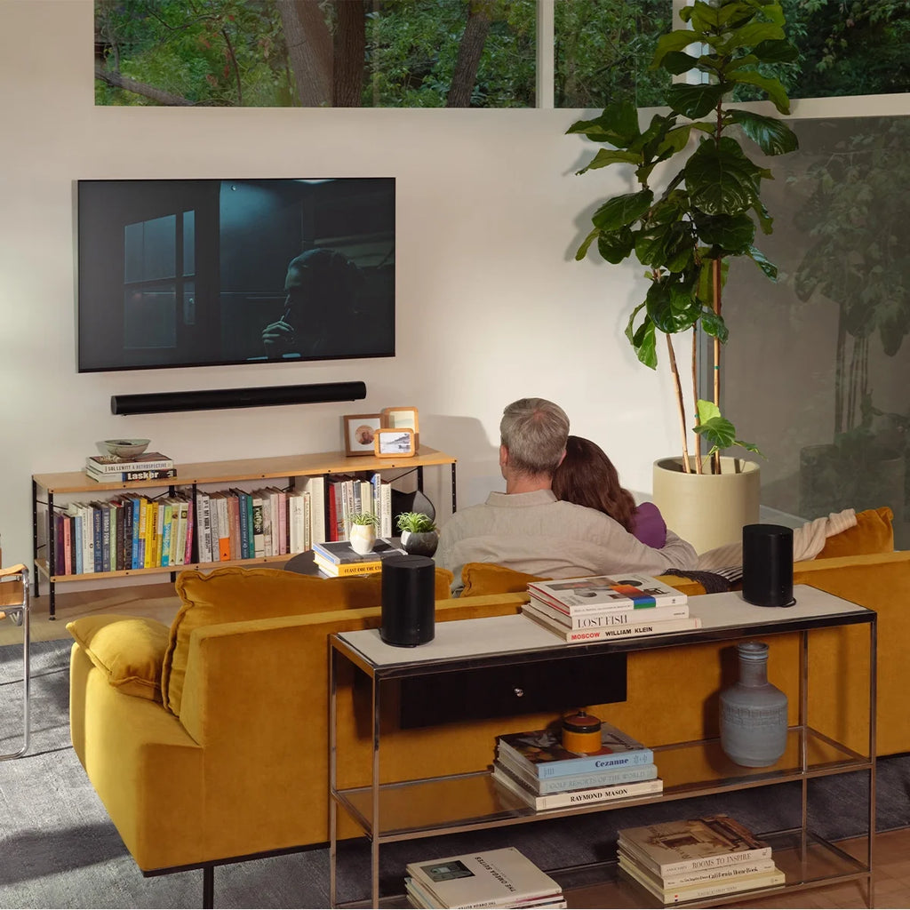 Black Wireless Smart Speaker with Bluetooth F647