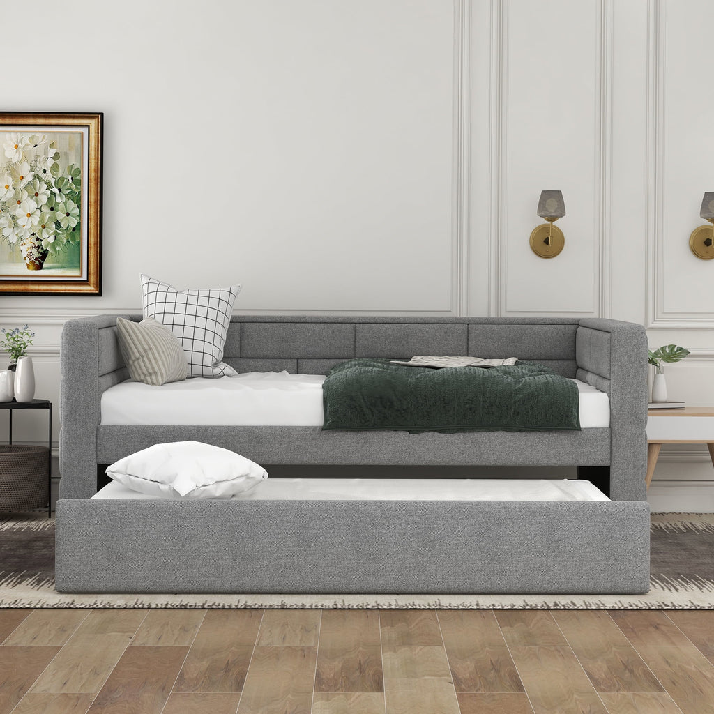 Pull Out Full Size Upholstered Sofa Bed with Rollers Z511390