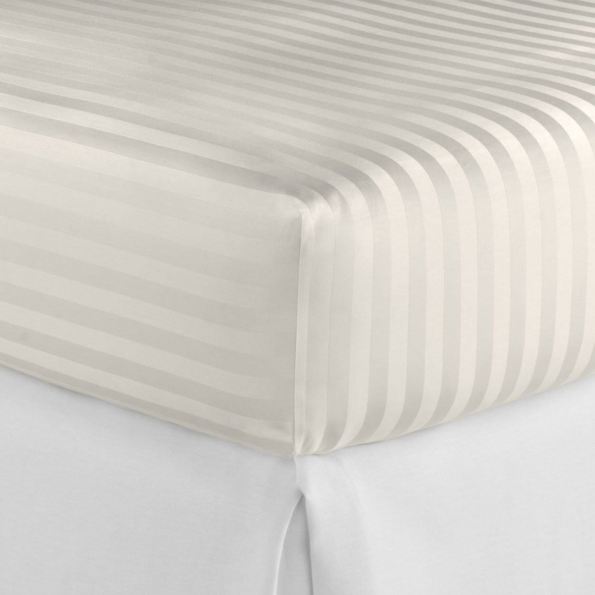 Ivory Queen Fitted Sheet Q191054