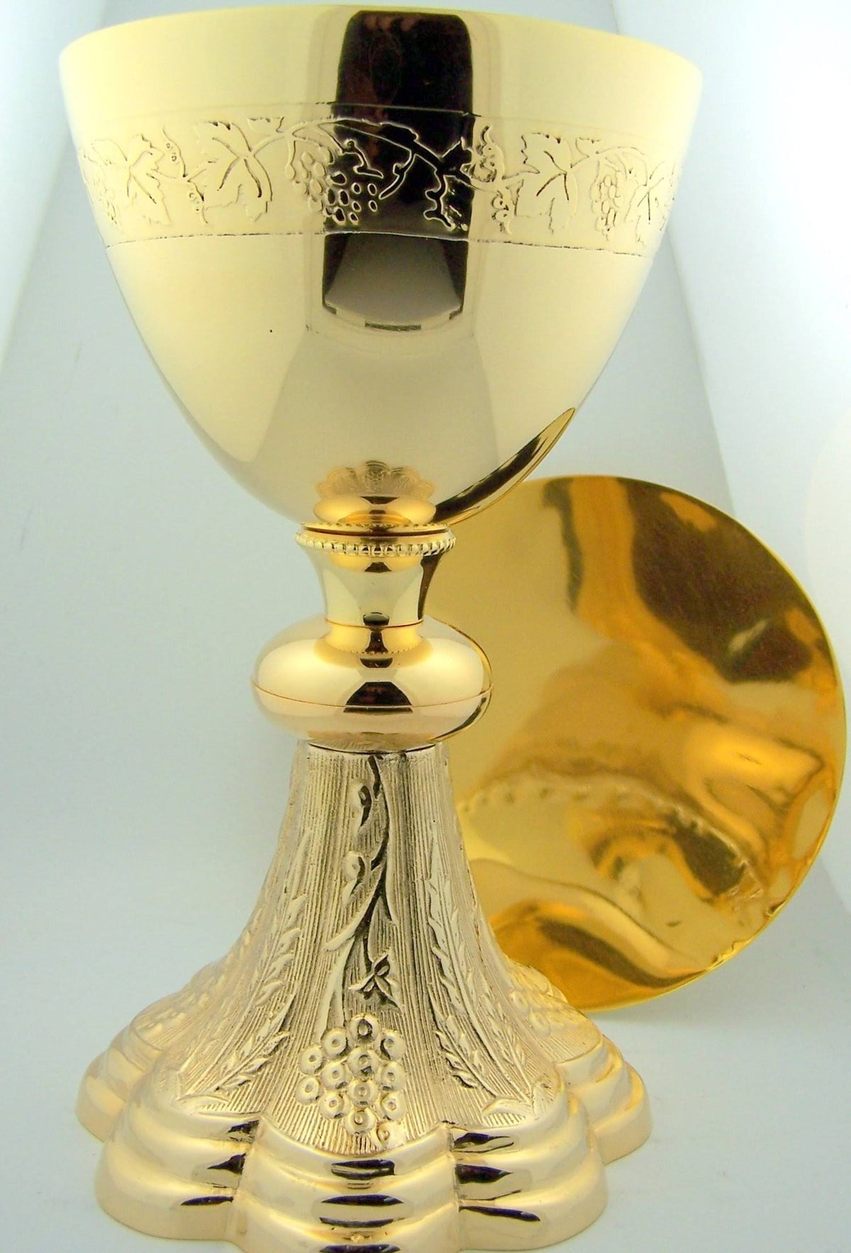 Gold Gild Priest Chalice & Paten E369422