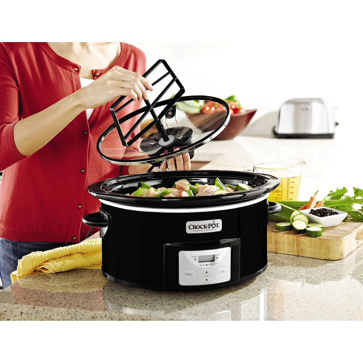 6-Quart Black Automatic Stirring Slow Cooker Z28729