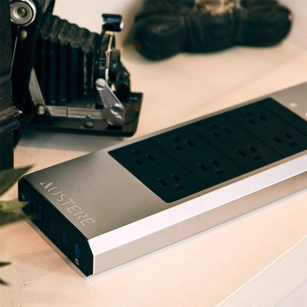 8-Outlet Power Strip with USB & 45W PD Y493