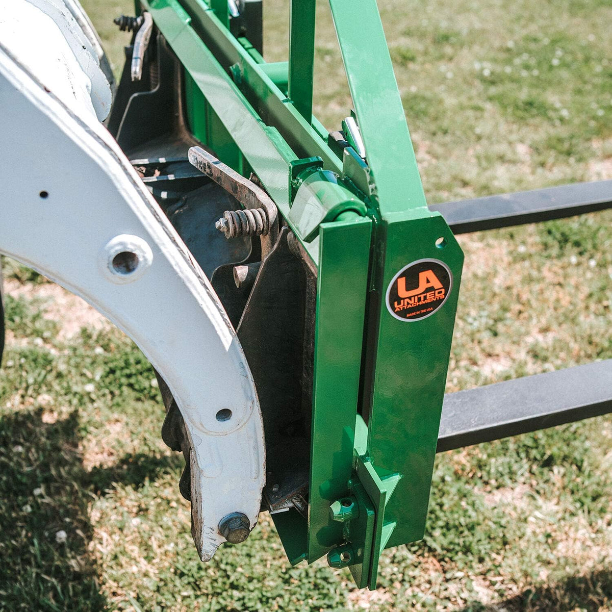 Quick Tach Adapter for Skid Steer B4726