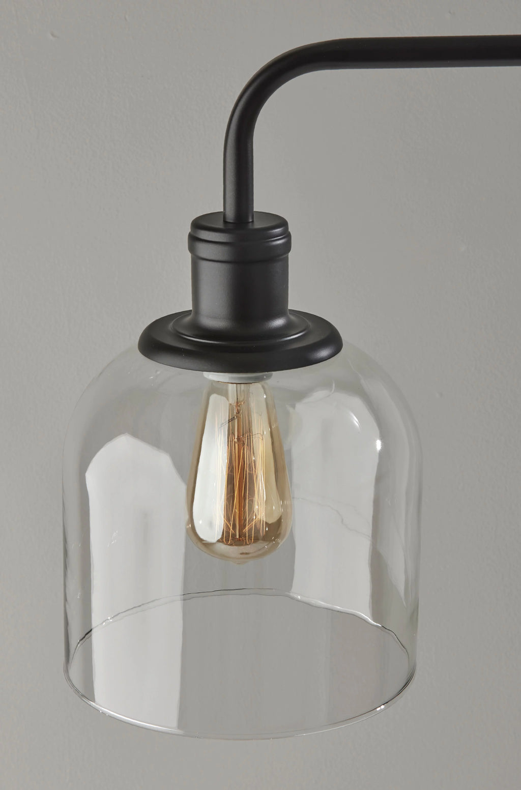 60" 1-Light Black Metal Floor Lamp L35599