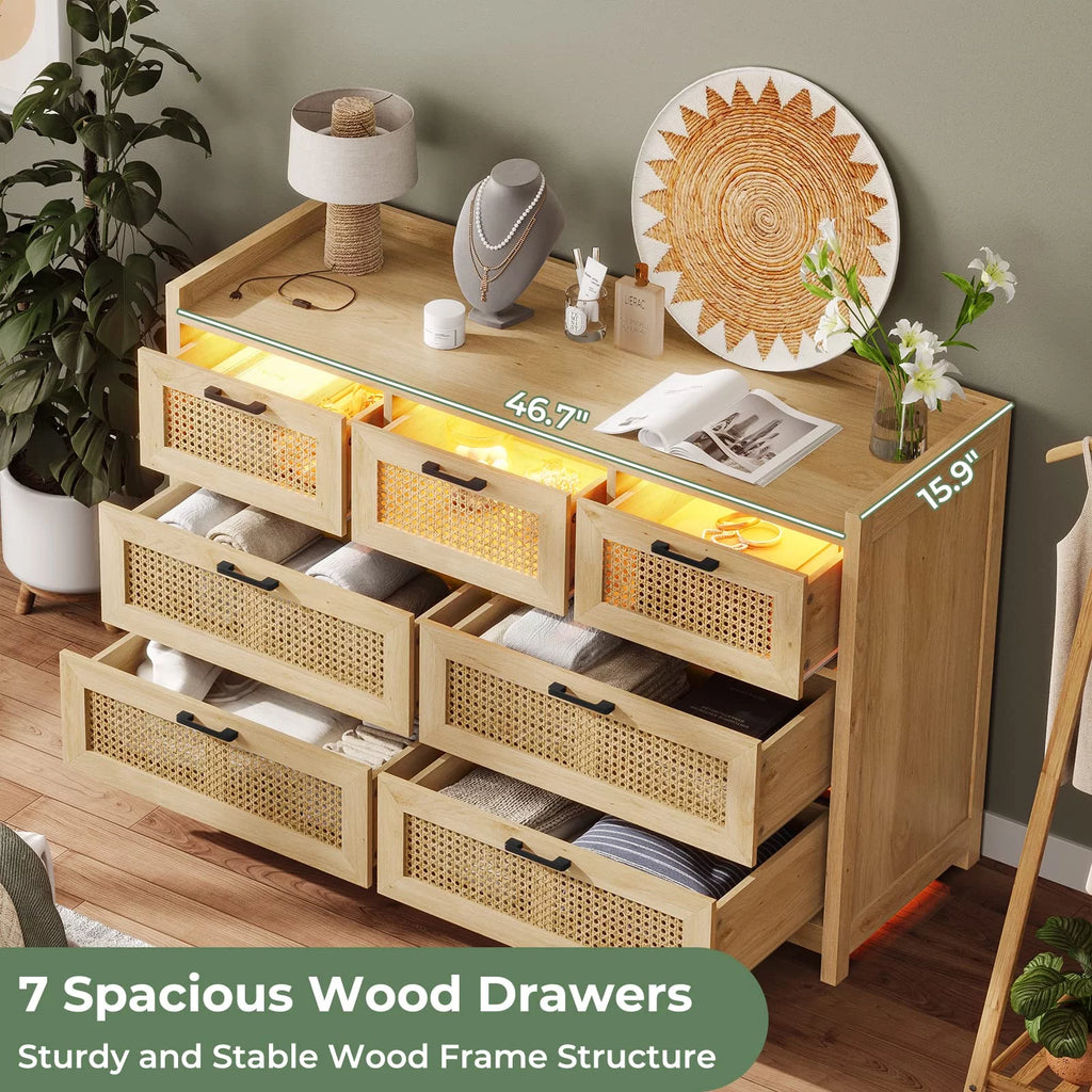 Natural 7 Drawer Rattan Dresser L31263