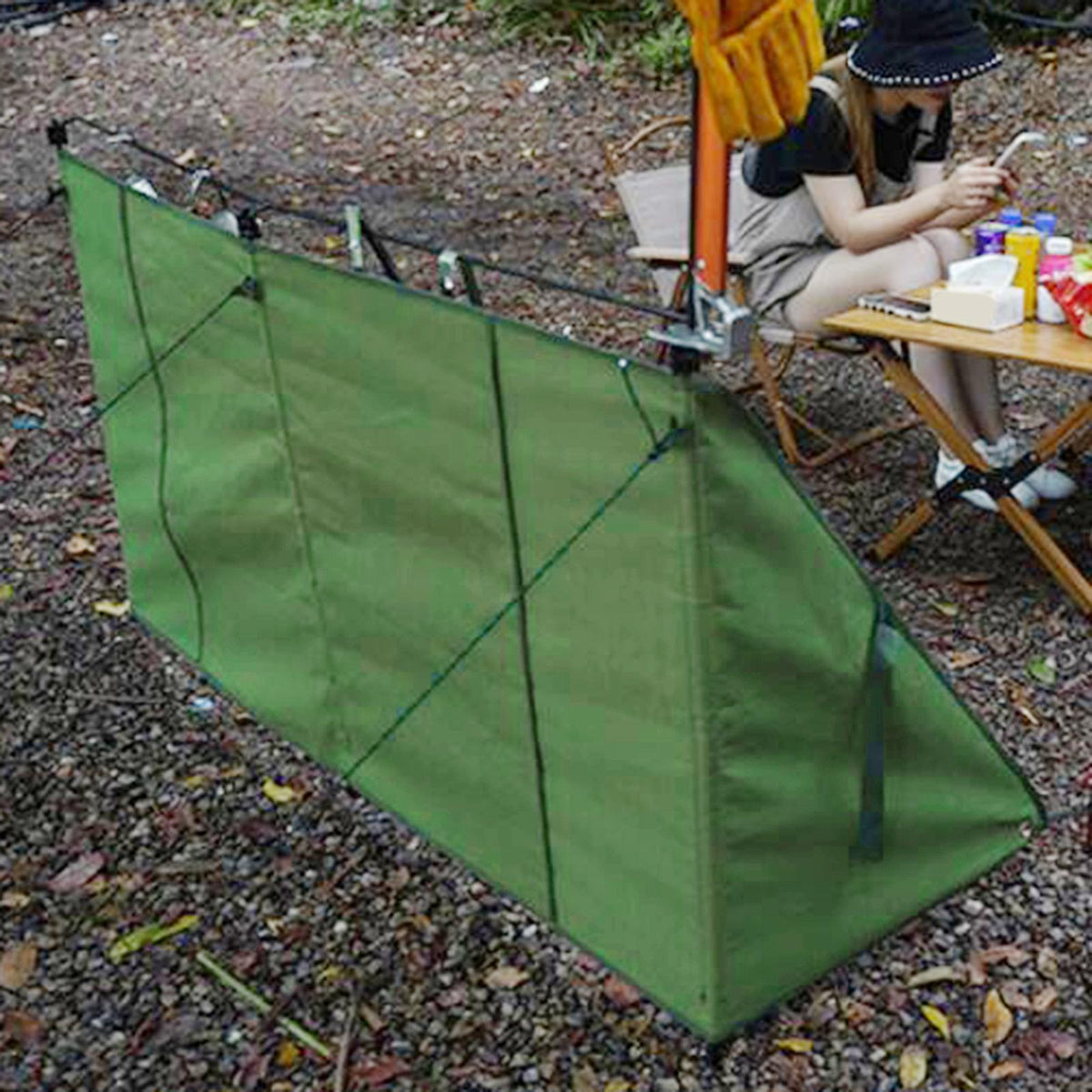 Folding Green Windproof Windscreen Z852