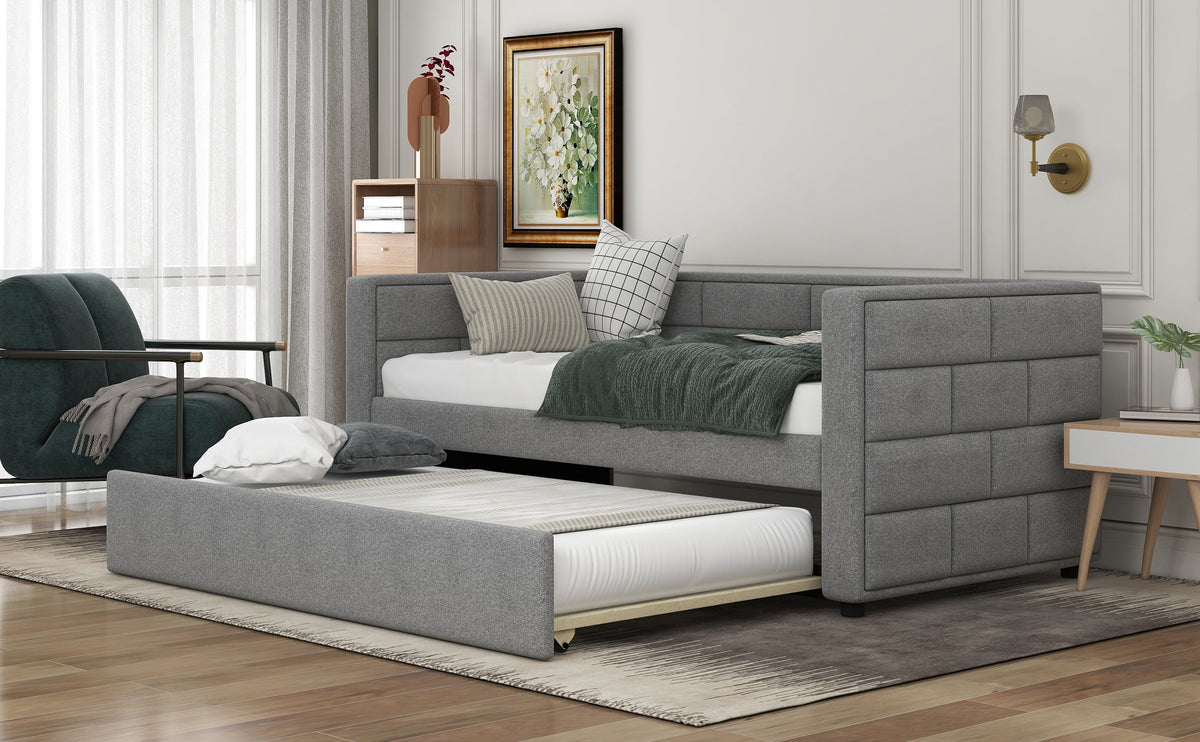Pull Out Full Size Upholstered Sofa Bed with Rollers Z511390