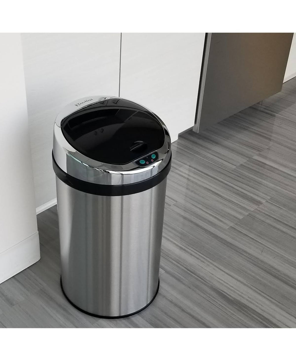 8 Gal Touchless Stainless Steel Trash Can L261