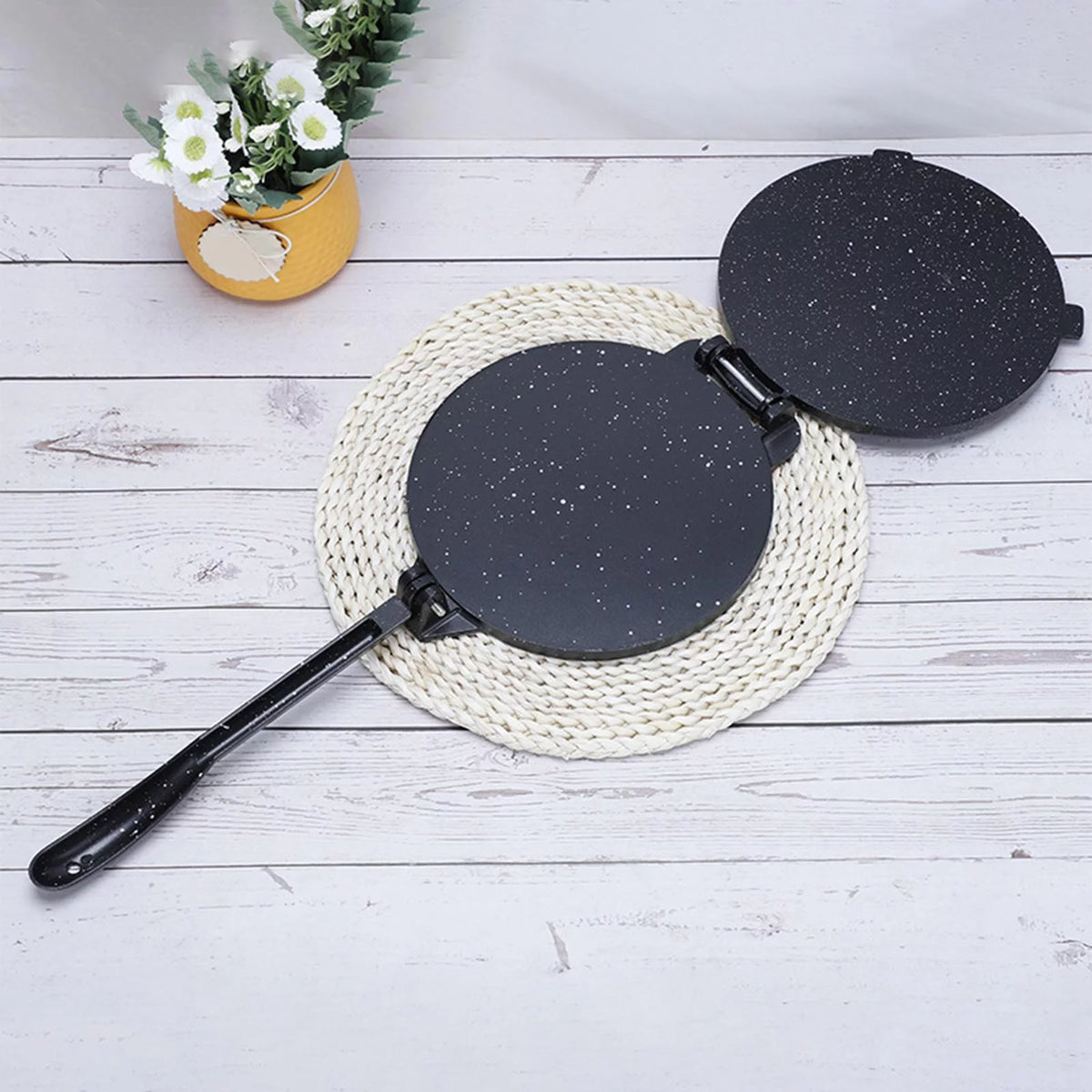 Gray Cast Tortilla Press R4676