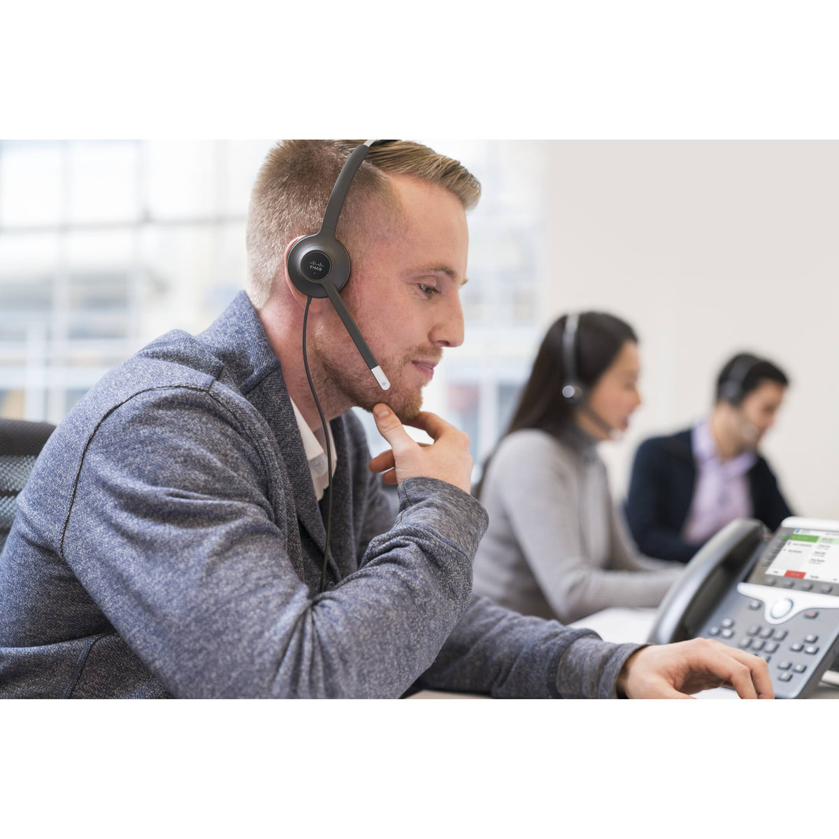 Dual On-Ear Noise-Canceling Headset W88815