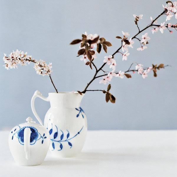 Blue Fluted Mega Teapot Q147