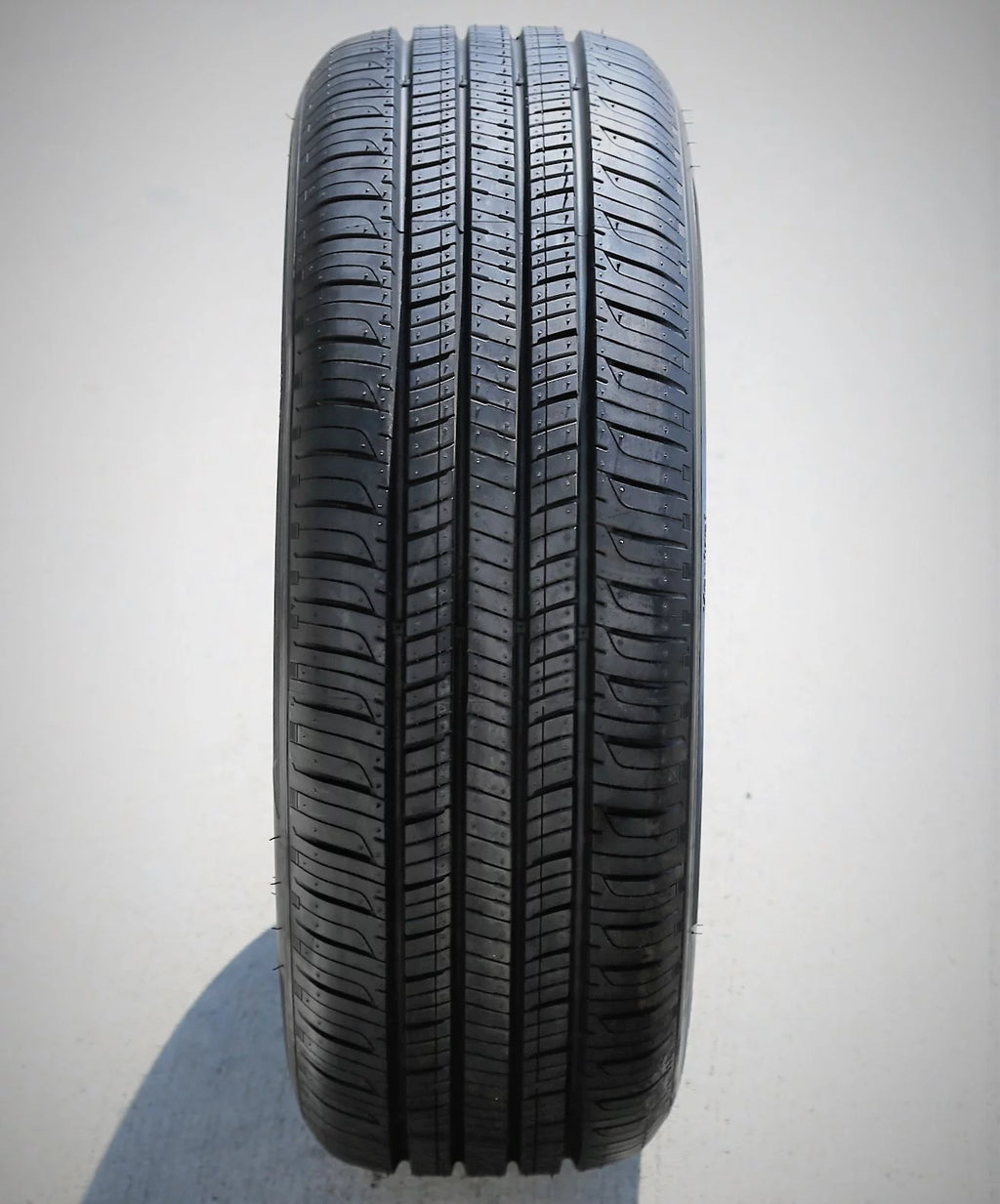 All Season 215/55R16 93H Passenger Tire K370