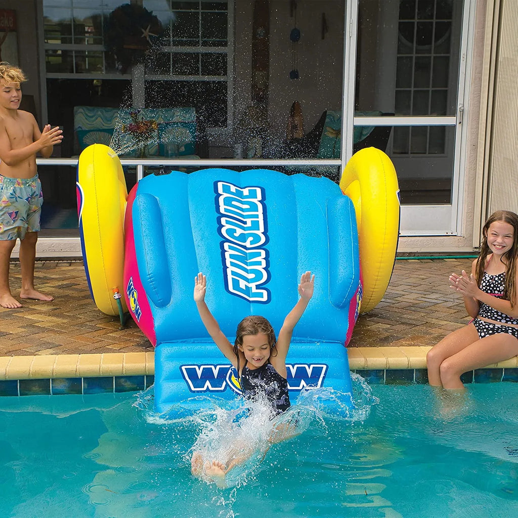 Inflatable Water Slide with Sprinklers X939