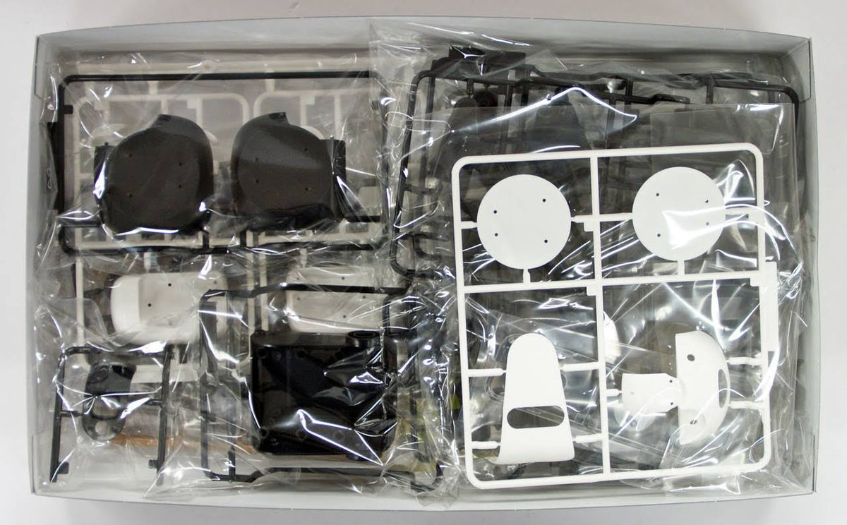 Non-Scale Plastic Model Kit P8315